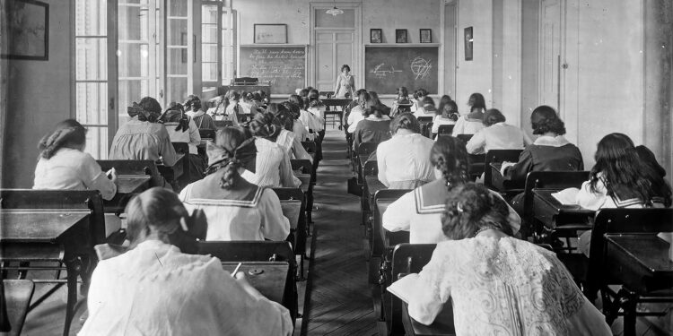 Exposición “Cultura y Educación en la 2ª República”