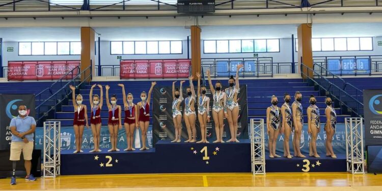 La gimnasia rítmica del Municipio de Íllora, campeona de Andalucía