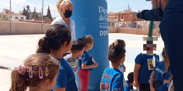 El CEIP Virgen de los Dolores de Alomartes corre por Ucrania