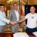 Firma del acuerdo de colaboración con el Alomartes CF