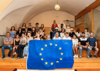 Campo de Voluntariado Internacional del Parapanda Folk 2025